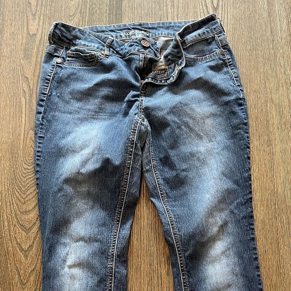 Maurices Medium Wash Skinny Leg Denim Jeans Size L - Picture 3 of 8